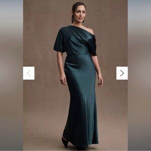 Anthropologie Amsale Pryce Off-Shoulder Satin Column Gown Emerald Green Size 8